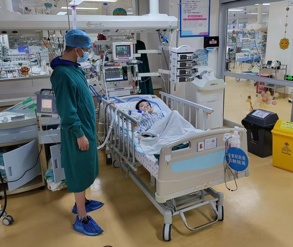 大冶市跨省救护车出租公司